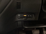 ETC車載器付。ETCが使用可能な道路通行料はキャッシュレスでスマートに走行できます。再セットアップして納車致します。