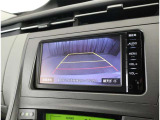 バックガイドモニターで、後方を確認しながら安心して駐車することができます。運転初心者も熟練者も必須の機能ですよ!