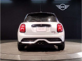 【MINI認定中古車】MINIのご購入はぜひMINI正規ディーラーで!メーカー基準の納車前点検整備を全車実施。規定整備を実施された車両にのみ付帯出来る全国保証。