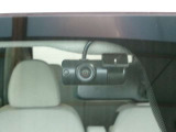 万一に備え、運転の記録をしっかり保存 ( ドライブレコーダー)