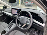 この度は数ある中から弊社認定中古車をご覧いただき誠にありがとうございます。スペースの都合上、店舗で展示していない場合がございますの事前にお問い合わせくださいませ。