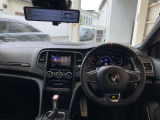 当社では輸入車・国産車・軽自動車・年式も状態も問わずどのようなお車でも下取りさせて頂きます。まずはお問い合わせ下さい!年式・走行距離・グレードだけでおおよその査定金額を出させて頂きます。