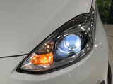 【LEDヘッドライト】悪天候や夜間走行時も良好な視界を確保し安心して運転できる高輝度LEDヘッドライトを装備!点灯速度が早く、消費電力も抑えられています。