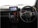 見通しのよいすっきりとした視界で、誰でも運転しやすいです。運転のしやすさは疲れにくさにも繋がりますよ♪