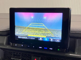【バックカメラ】リバースにするだけで映ります、後方の安全確認や、狭い駐車場での車庫入れ、雨の日や夜間など視界の悪い時に便利です!安全にバックする為には欠かせない装備です。