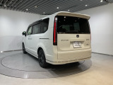 ご納車までの期間ですが、県内のお客様は1、2週間、県外のお客様は2、3週間ほどでご納車が可能となります。但し、書類の状況によっては多少の前後もありますので、その際には何卒ご了承下さい。