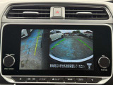 ナビのカメラボタンを二回押すことで運転席からの死角もカバーできます
