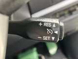 【クルーズコントロール】高速道路もラクラク走行。アクセルを離しても一定速度で走行ができ、長距離運転時の負担を軽減!加速・減速も簡単なスイッチ操作で調整できます。