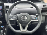 プロパイロットの操作スイッチを装備しています♪♪前車を追従したり減速をしたり運転手の負担を軽減するための装置です。