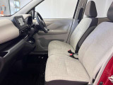 【車内ルームクリーニング済】専門スタッフにより車内はきれいにルームクリーニングを行っております。