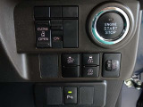スマートアシストを搭載したサポカーS車です。