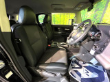 運転席シート廻りは使用感も少なく、良好な状態となっています。丁寧に使われていたことがよくわかりますね。