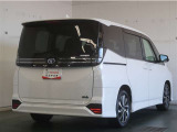 沢山乗れるのがこの車の魅力!2台で移動しないと・・・なんて時もこの車なら1台で!大活躍です♪
