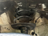お車を安心してお乗りいただく為には、足回りの定期点検が欠かせません。サービスサポート(有償保証)では無料点検もご提供しており、安心のカーライフをお過ごしいただけるサポート体制が整っています。