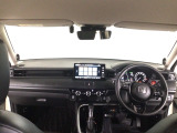 【前方視界】開放的な前方視界!運転がしやすく疲れにくいです♪窓が大きく、見通しがとっても良いおクルマですよ♪