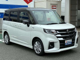 前方に壁などがある駐車場などで、アクセルペダルを強く踏み込むと、最長約5秒間、エンジン出力を自動的に抑制。急発進・急加速による衝突回避に貢献します。
