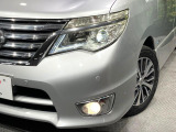 【LEDヘッドライト】悪天候や夜間走行時も良好な視界を確保し安心して運転できる高輝度LEDヘッドライトを装備!点灯速度が早く、消費電力も抑えられています。