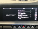オプション設定のBOSEサラウンドサウンドシステムが装着されております