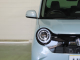 LEDヘッドライトは、点灯の瞬間から光量を発揮し、突然暗くなるトンネルなどでの安定感を高めます。