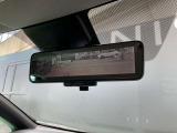 スマートルームミラーで後部座席に同乗者がいても後方視界がしっかりと確保できます☆