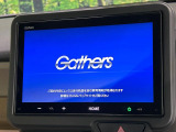 【8型ディスプレイオーディオ】お手持ちのスマートフォンとの連携で、ナビや音楽再生など各種アプリを使用可能。スマホに近い感覚でお使いいただけます♪