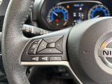 ■ステアリングスイッチ■ハンドル手元でオーディオの操作が簡単に出来ます。運転中でもナビまで手を伸ばさずに操作が出来て安心です。