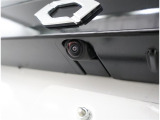 バックカメラが付いているので後方確認が非常にしやすいです。今や運転初心者も熟練者も必須装備!ついていて損はないですね♪