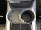 ドリンクボケット装備、小物入れにもなって便利です