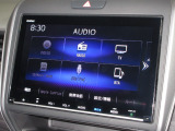 ナビゲーションは純正メモリーナビ(VXM-187VFNi)を装着しております。AM、FM、CD、DVD再生、Bluetooth、音楽録音再生、フルセグTVがご使用いただけます。