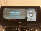 安全機能のバックモニター&全周囲モニターも装備です。