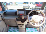 運転席から見た俯瞰図です!ドライバーが操作しやすいよう配置されています♪
