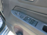 電動格納ミラーでよりコンパクトに!狭い駐車場でも安心です。