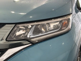 LEDヘッドライトは、点灯の瞬間から最大光量を発揮し、突然暗くなるトンネルなどでの安定感を高めます。