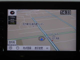 視認性に優れたナビゲーションを装備。現在地が分かりやすく、初めての場所でも安心してドライブ出来ます。日常使いから遠出まで、頼れる装備です。