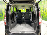 普段のお買い物や通勤、送迎等に十分な荷室スペースを確保しております。セカンドシートを倒すと、大きな荷物の積載も可能です♪