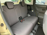 後部座席も広い空間を確保できファミリーでお出かけも余裕です♪