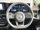 【ステアリングスイッチ】運転中、前方から目線をそらすことなく、オーディオ等の操作が可能な便利機能!安心&快適なドライブを演出してくれます♪
