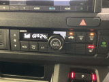 シートヒーターが付いています!寒い日に便利な装備ですね。