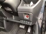 運転席から操作しやすい各種スイッチ