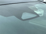 【セーフティセンス】セーフティセンスは、前方車両や歩行者を検知して衝突回避を支援する先進安全システムです。事故リスクを低減し、安心感のあるドライブをサポートします。