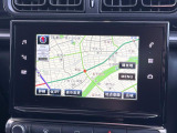 ●純正ナビ:一体感のあるナビは、高級感ある車内を演出してくれます。Bluetooth再生などオーディオ機能も充実しておりますので、運転もより楽しめます♪