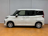 ●街に暮しに、とけこむ大きさ● 街中での駐車も楽にこなせるコンパクトボディ♪それでいて5人乗っても余裕ある室内空間だから、スッと気軽に出かけられます☆