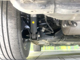 お車を安心してお乗りいただく為には、足回りの定期点検が欠かせません。サービスサポート(有償保証)では無料点検もご提供しており、安心のカーライフをお過ごしいただけるサポート体制が整っています。