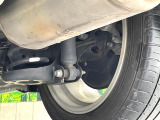 お車を安心してお乗りいただく為には、足回りの定期点検が欠かせません。サービスサポート(有償保証)では無料点検もご提供しており、安心のカーライフをお過ごしいただけるサポート体制が整っています。