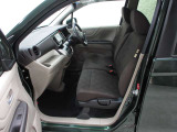このお車は前のお客様から直接買取させて頂いておりますので使用状況やメンテナンス状況詳細な情報を次のお客様にお伝えいたします。詳細な情報を知っていますので、より詳しいお車の状態が分かっております♪