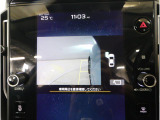 サイドビューカメラは、狭い道路での走行や左側への寄せに活躍。周囲の状況をしっかり確認でき、安全性を高める便利な機能です。