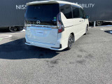 セレナ 2.0 ハイウェイスターV 
