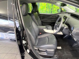 運転席シート廻りは使用感も少なく、良好な状態となっています。丁寧に使われていたことがよくわかりますね。