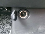ソケット付き車です。