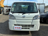 もちろん一般整備(オイル交換など)や車検なども承っております。他社からご購入されたお車でもOKです。
